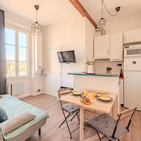 De Charme - Vue Panoramique Port Apartment